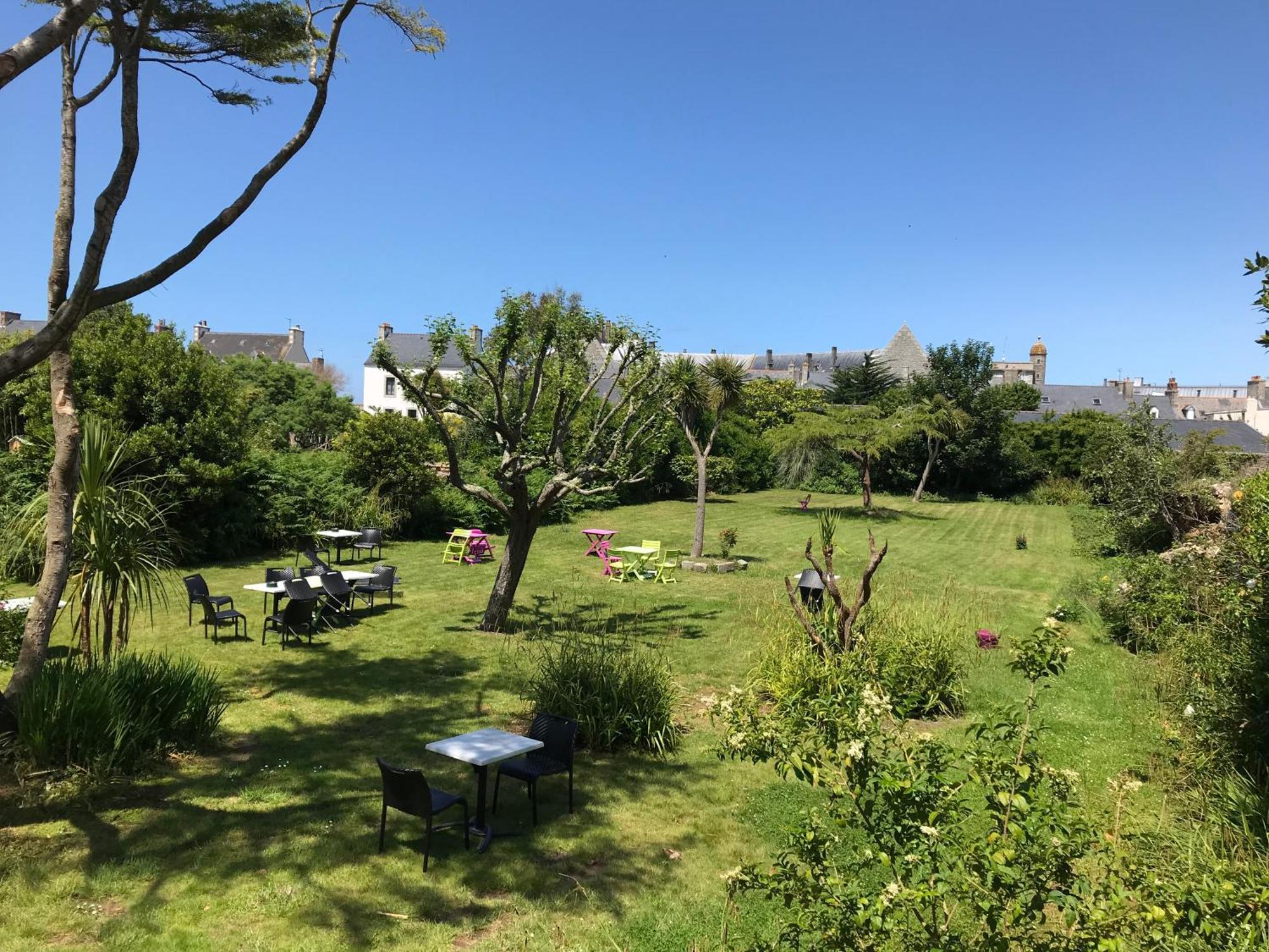 Hotel D'Angleterre Roscoff Exterior foto